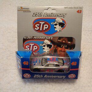 Bobby Hamilton 25th Anniversary STP Silver 1/64 Car Richard Petty 1996 #43